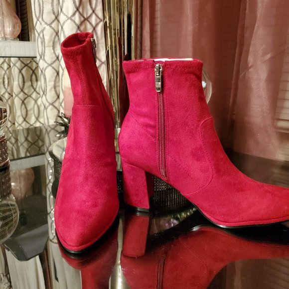 booties - Picture 1 of 1